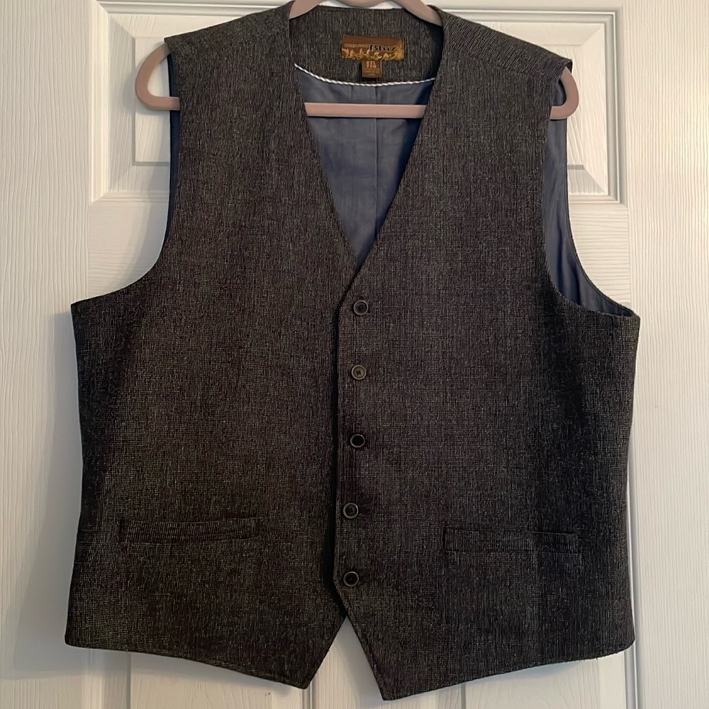 Men’s suit vest